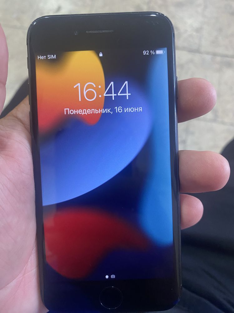 Apple 7 xolati yaxshi