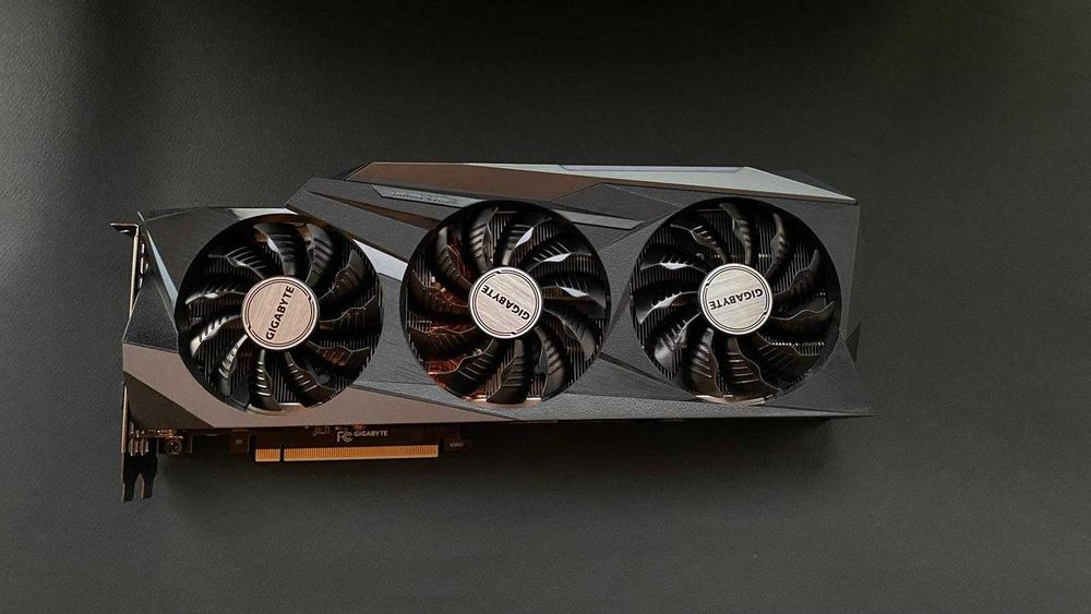 Gigabyte RTX 3080 - stare excelentă, 1 an garanție