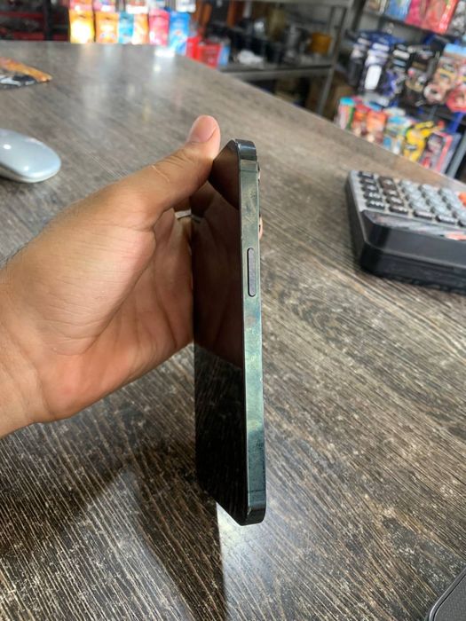 Iphone 13 pro green