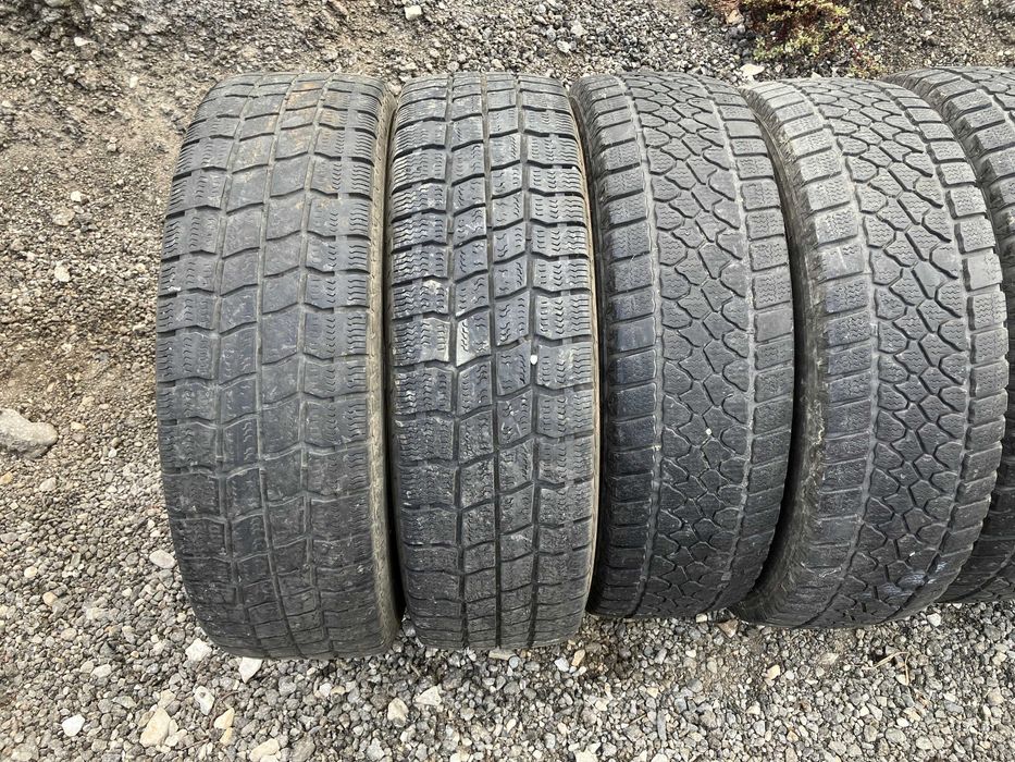 Гуми за бус 215 75 16C DAYTON dot 22 и Michelin