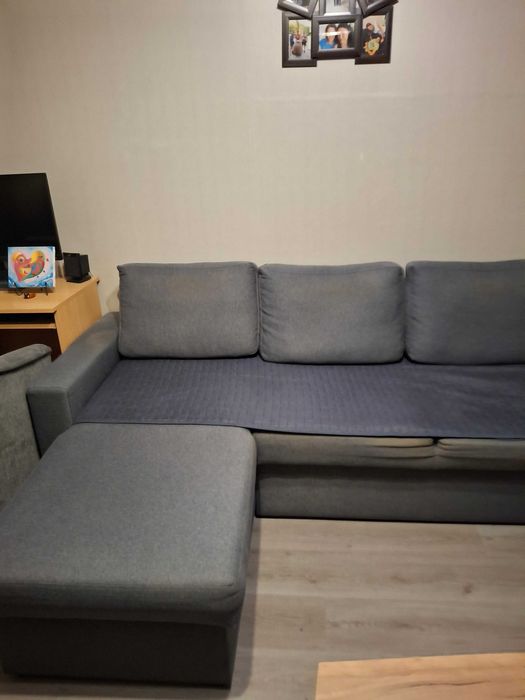 Диван сив Г-образен