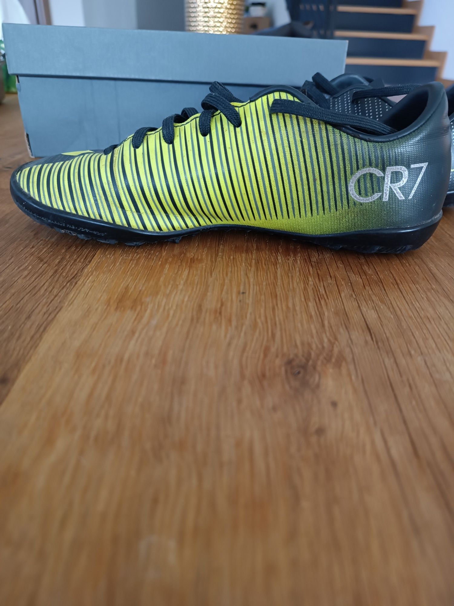 Nike Mercurial CR7 marimea 35