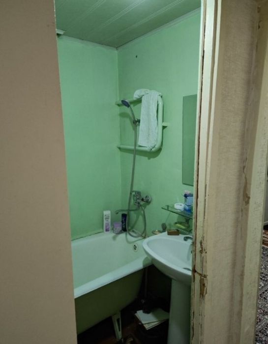 Ахмад Югнакий 2/5/5 Продается Квартира 2.6 Балкон