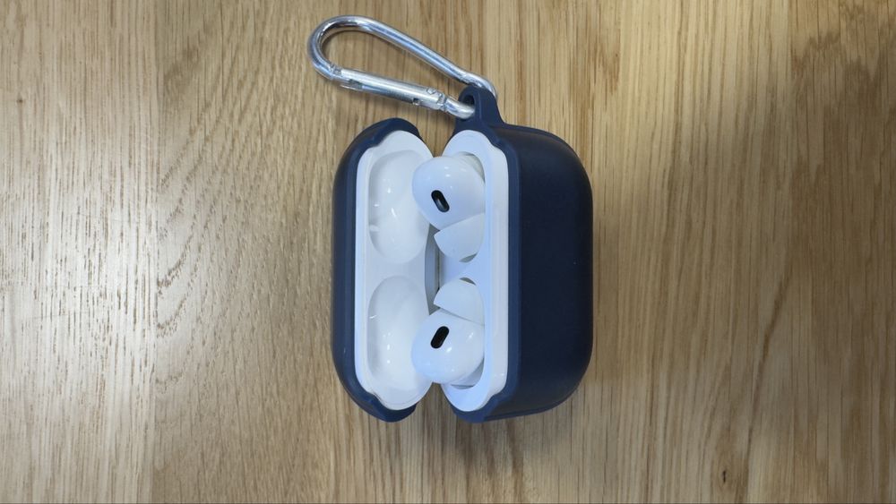 Apple Airpods 2nd Generation with noise cancellation