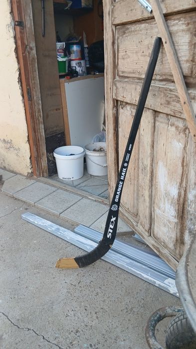 Клюшка для хоккея с мячом