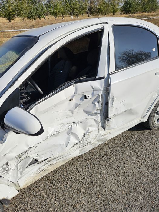 Nexia 3 kuzov rama 2018 toza, Rangi oq