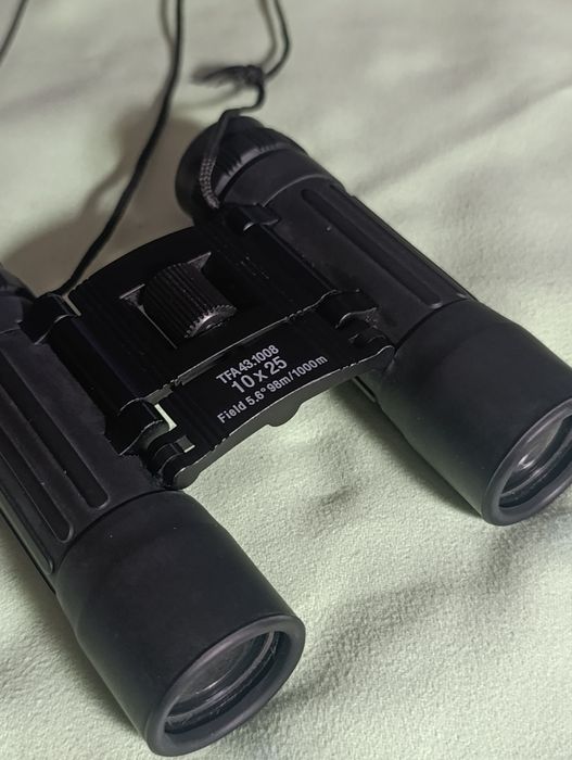 Binoclu metal  10x25