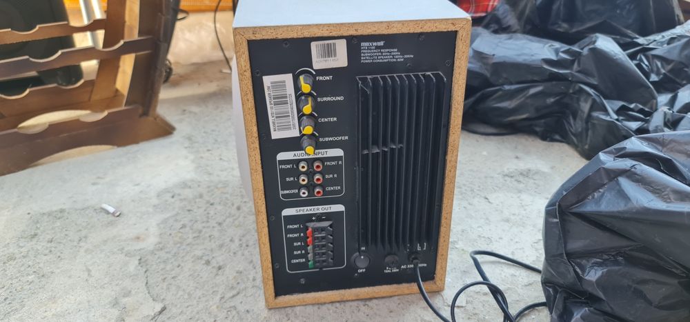 Boxe de vânzare  nu suntvnoi dar sunt ok