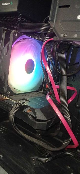 Срочна компютер сотилади