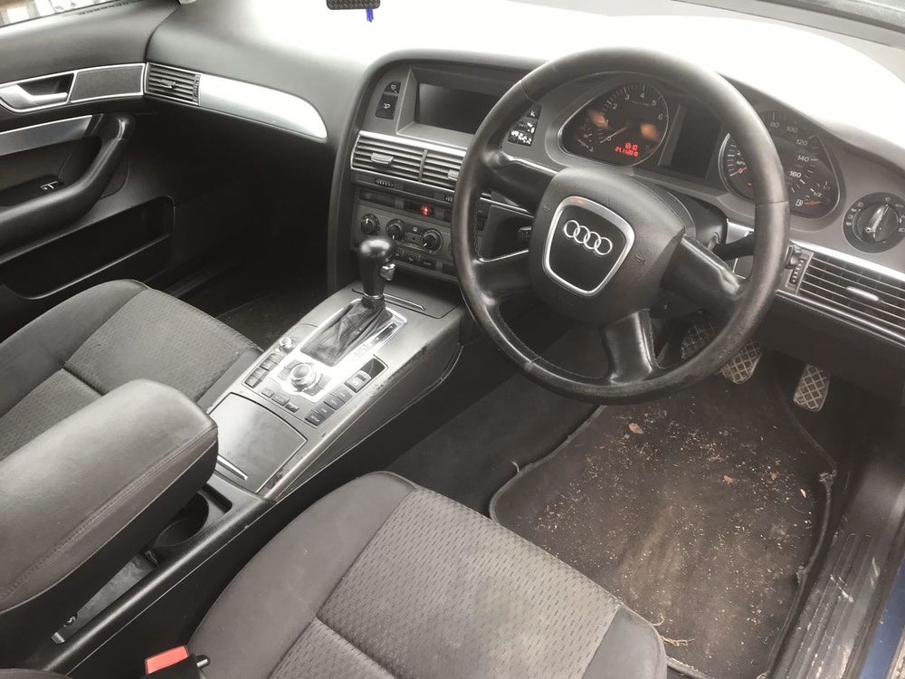 НА ЧАСТИ! Audi A6 2.4 i 177 кс. V6 АВТОМАТИК Audi A6 4F седан