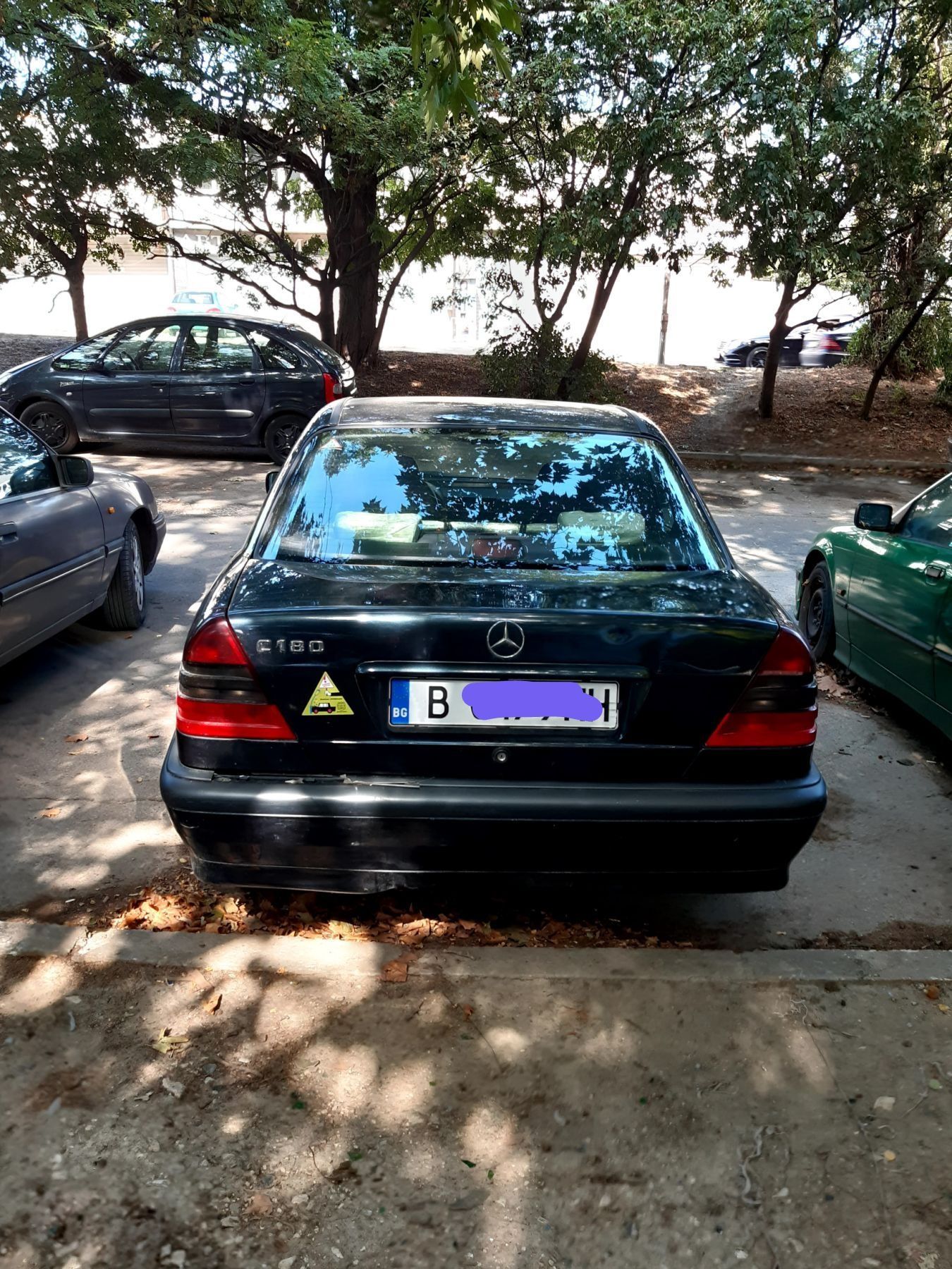 Части за w202 Мерцедес с180 Mercedes c180