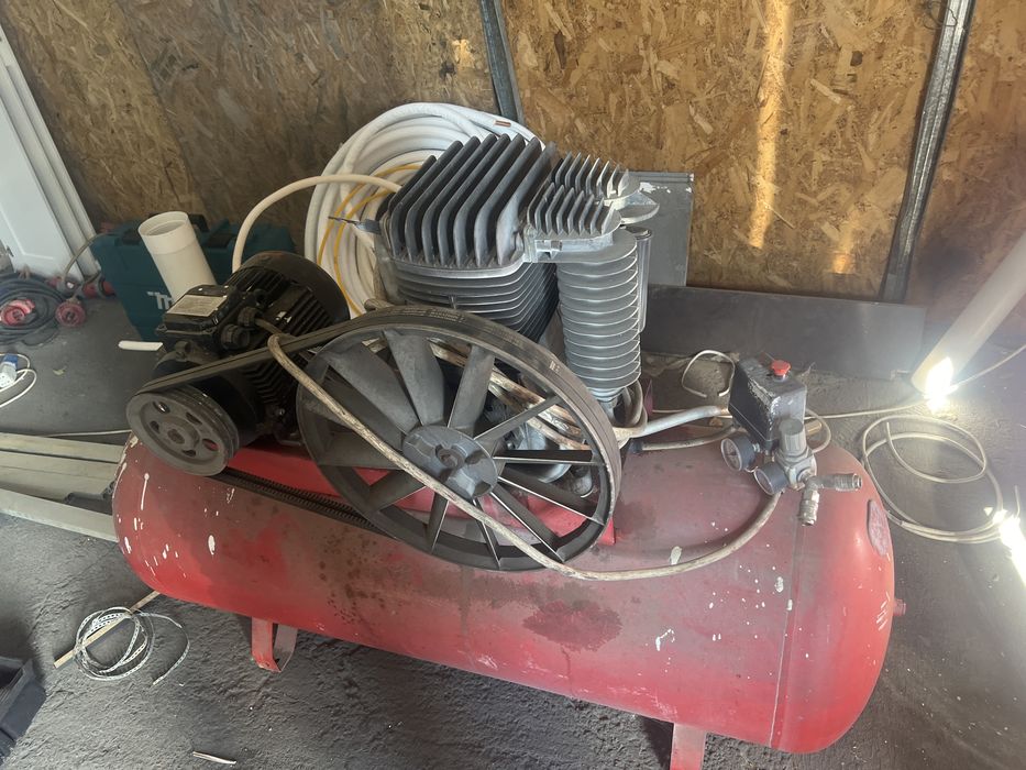 Compresor 270L,Trifazat