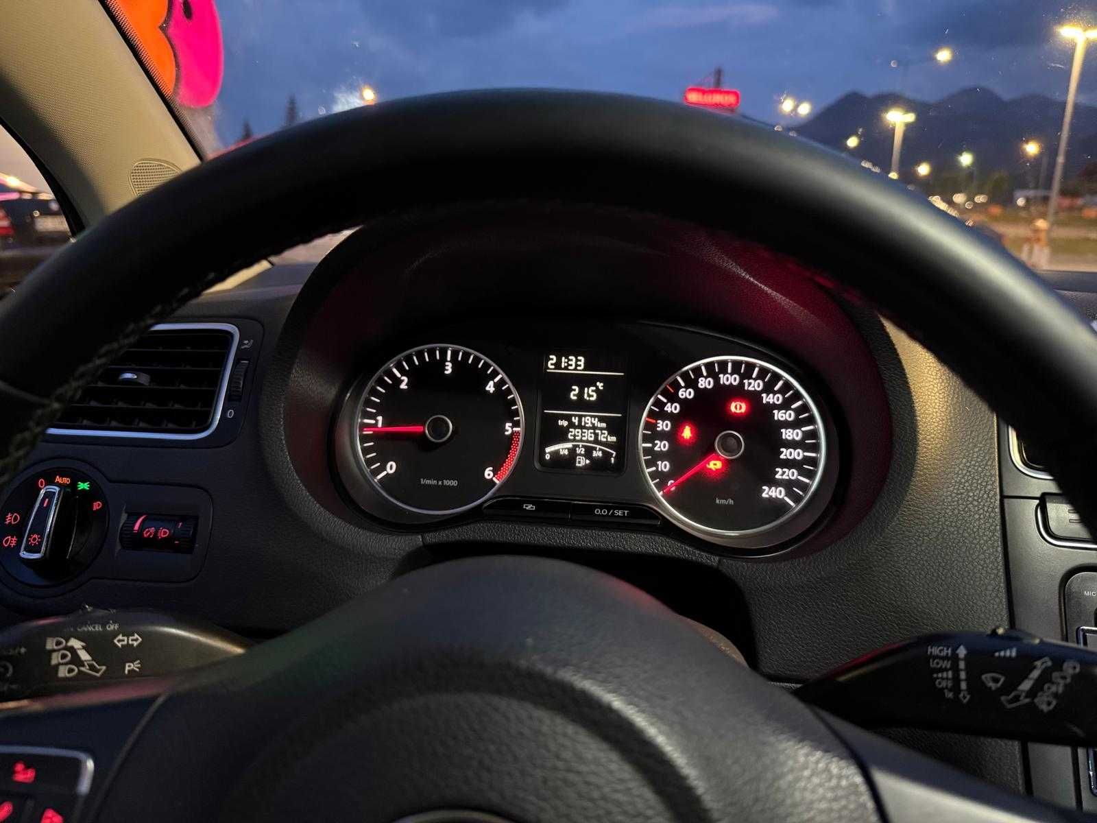 VW Polo 6R 2010 1.6 TDI 90 Cp
