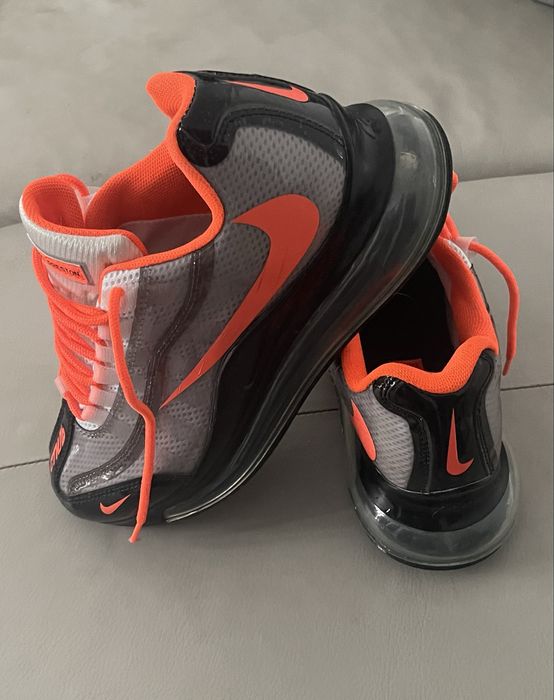 Adidasi Nike marimea 40