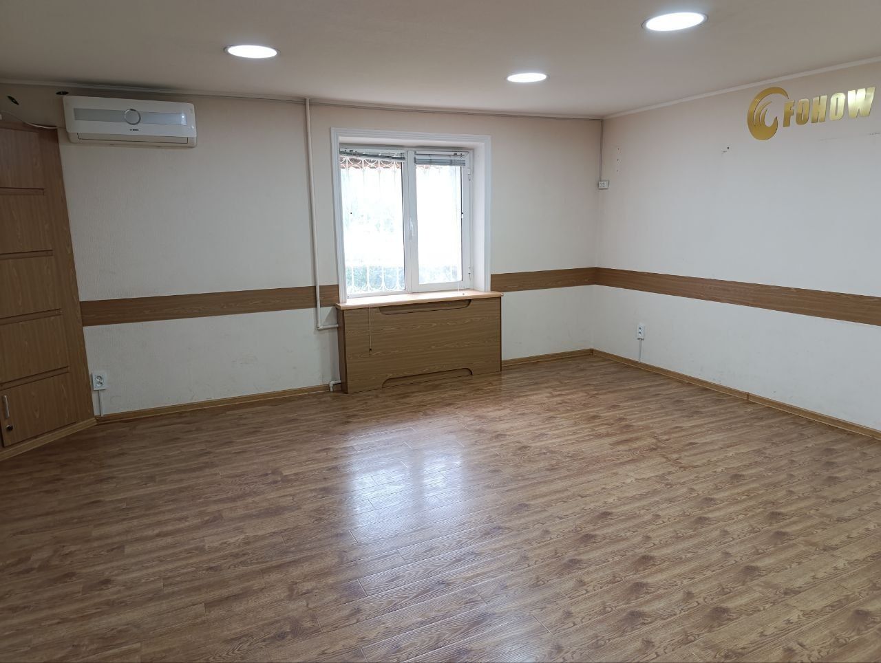 СРОЧНО БИЙ! Аренда офиса, 104м2 первая линия.