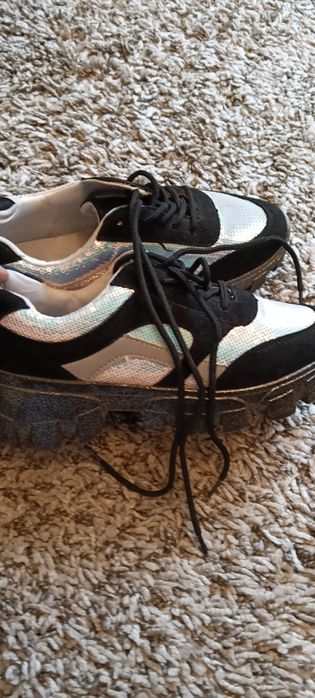Adidași damă măr.37