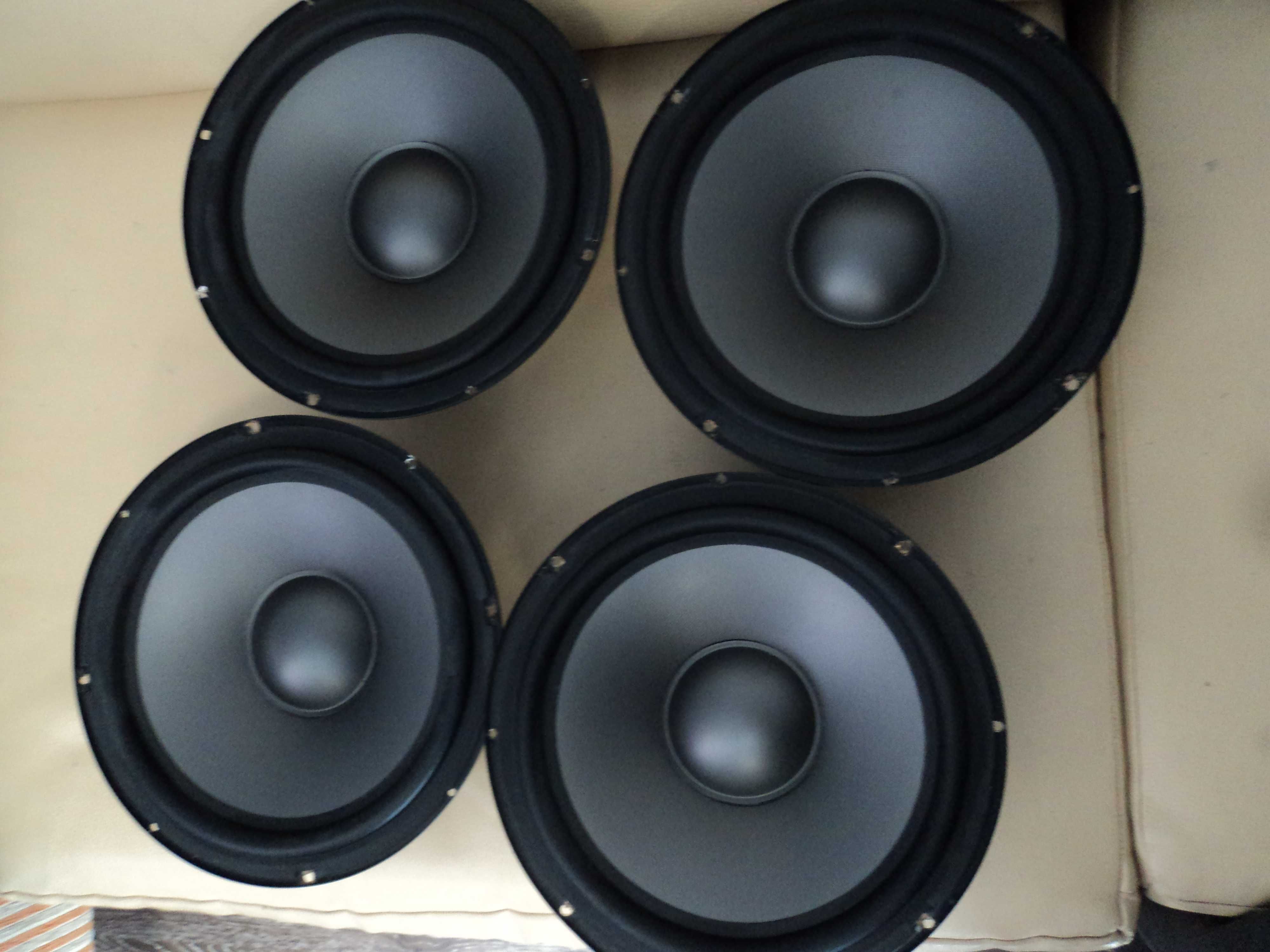 Visaton WSP 26S 4x subwoofer-e bass de calitate.