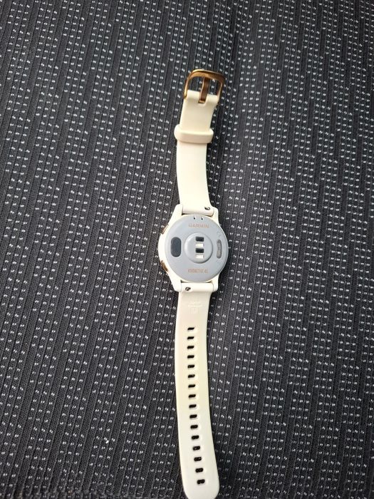 Ceas Garmin Vivoactiv 4s