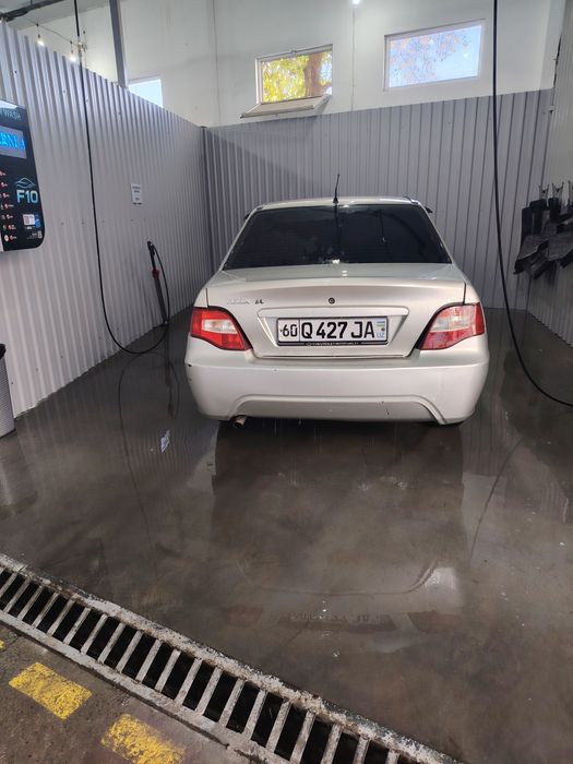 Nexiya 2 legenda sotiladi kul rang holati yaxshi