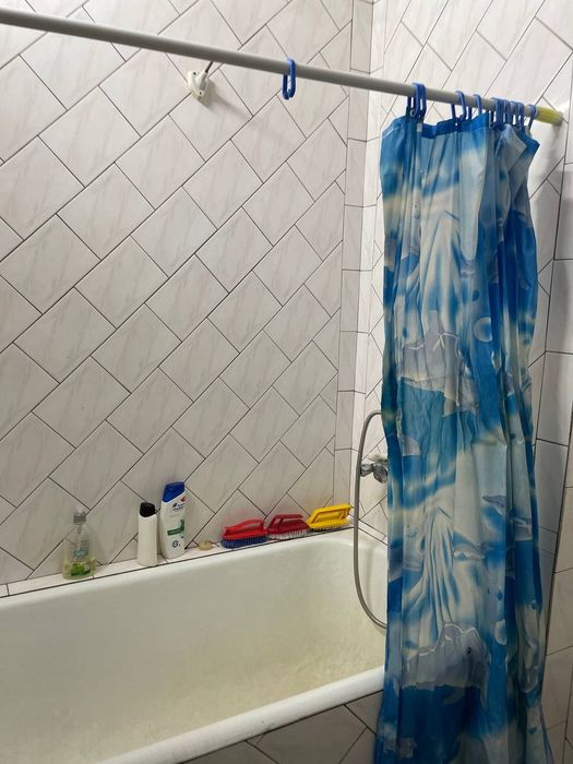 Продается 2/4/4 Авиасозлар 2, зеркалка