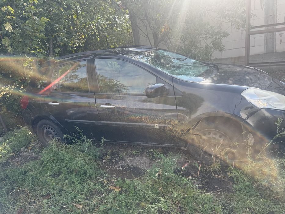 Renault Clio avariat/ accidentat/ pt. Dezmembrare /dezmembrari