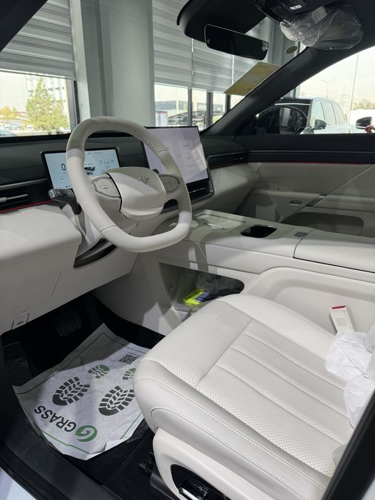 Dongfeng 008. Restayling