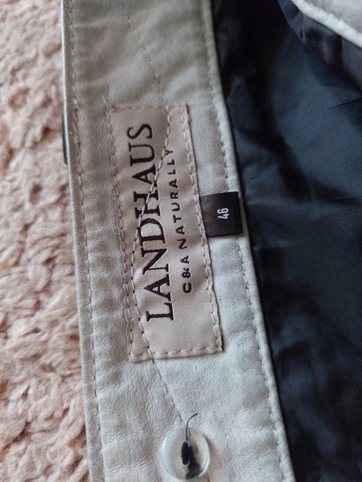 Pantaloni bavarezi Landhaus,marime 46,model frumos