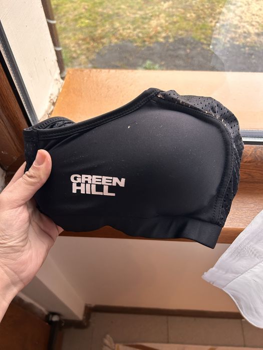 Спортно бюстие за бойни изкуства