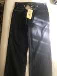Blugi culoarea neagra cu dungi albe