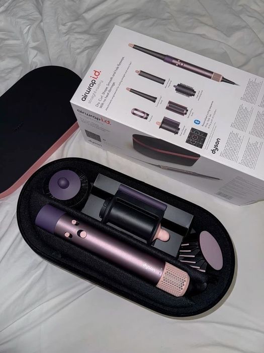 Dyson стайлер новый, полный комплект