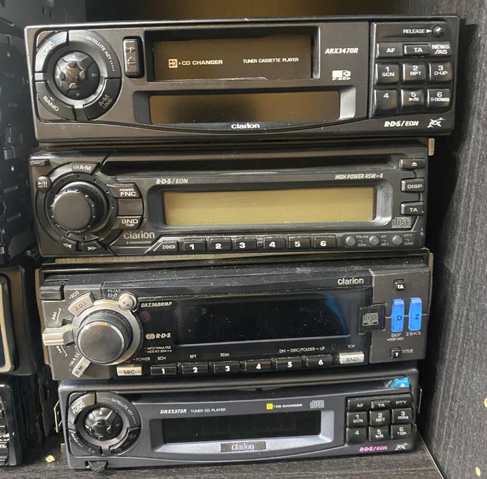 Playere auto Clarion top old school