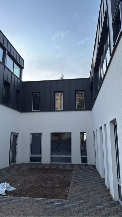 Clădire de vânzare pt birouri zona Iulius Mall