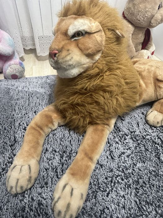 Leu de plus gigantic