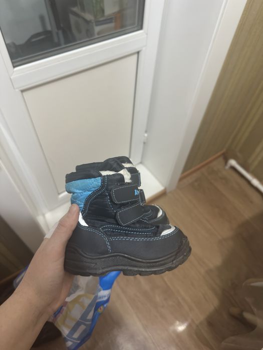 Отдам даром ботинки 22 размер на мальчика!!!