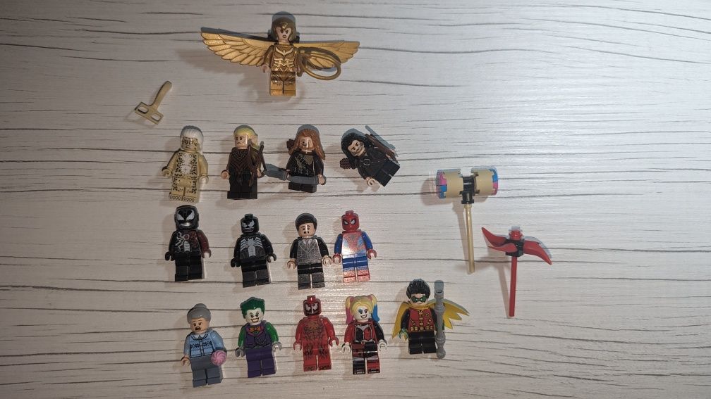 Lego minifigurine marvel DC Lord of The Rings hobbit superheroe batman