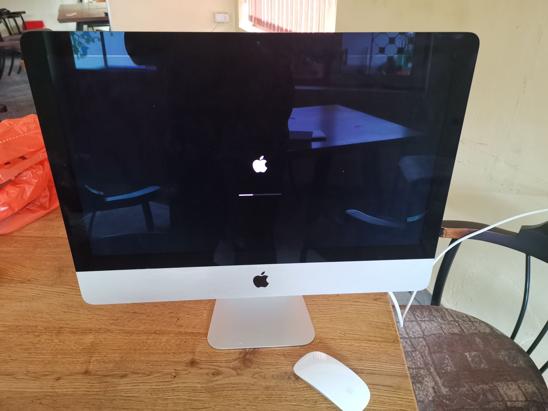 iMac 21,5 инча, 2013 края, 1 TB, 8 RAM, Quad core