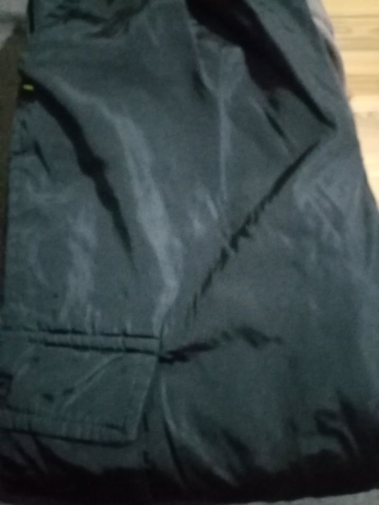 Куртка осень, на 11,12 лет +в подарок зимние брюки плащевка внутри фли
