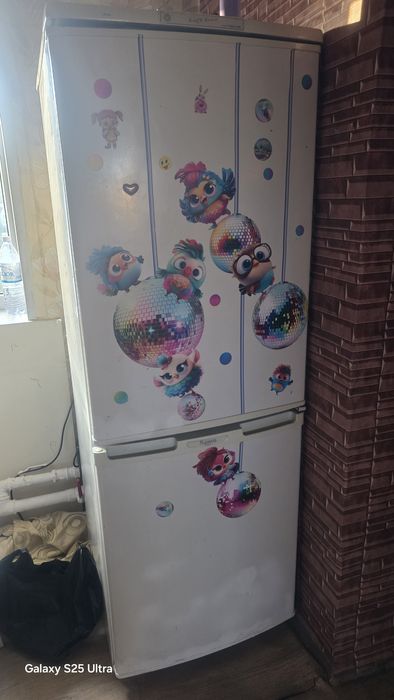 Продам холодильник
