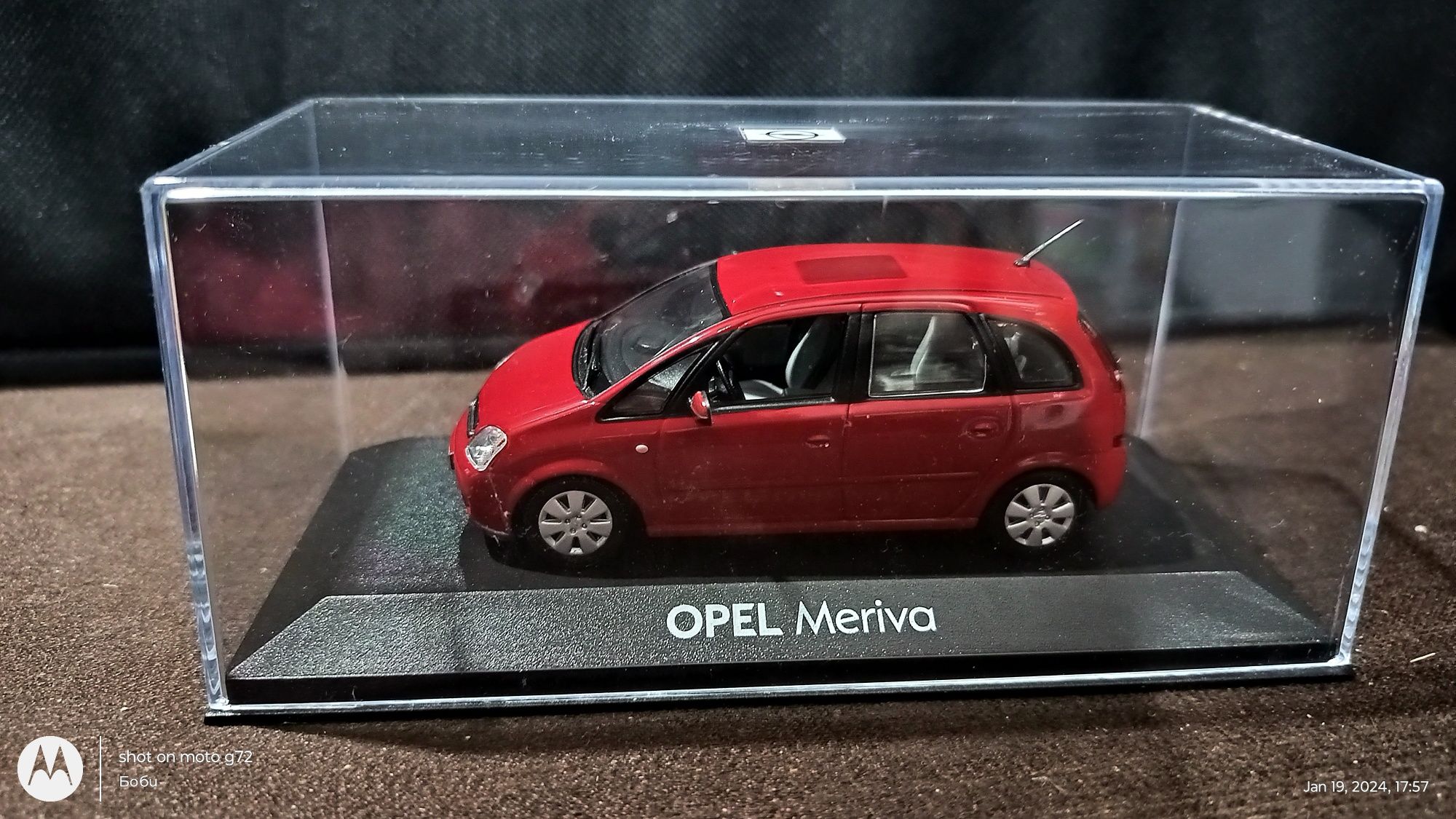 Opel Meriva 2003 1:43