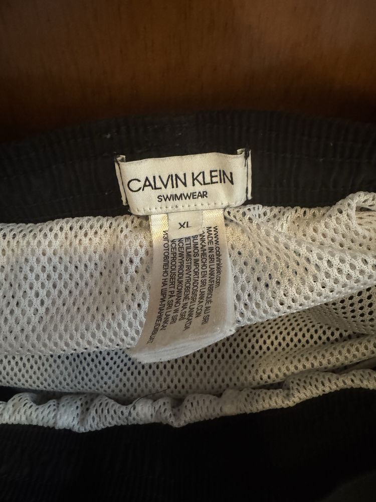 Calvin Klein мъжки бански шорти Размер XL и L