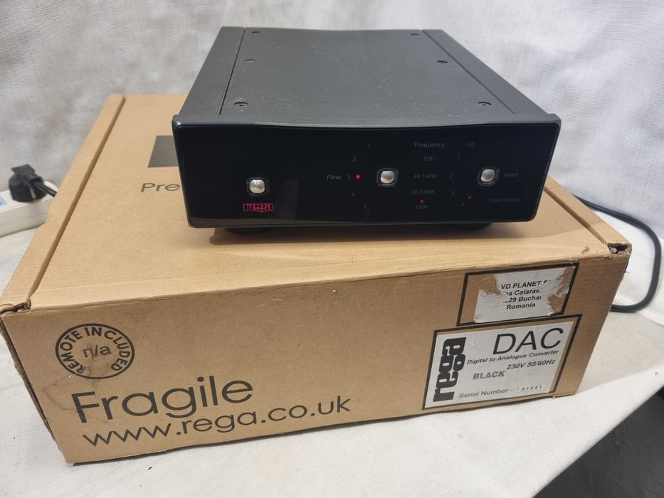 DAC Rega  192khz 24 biti 2 x WM8740 wolfson usb spdif optical UK