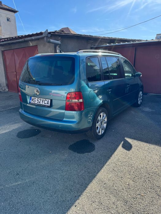 Volkswagen Touran 1.9 tdi 105 cp 6+1 trepte