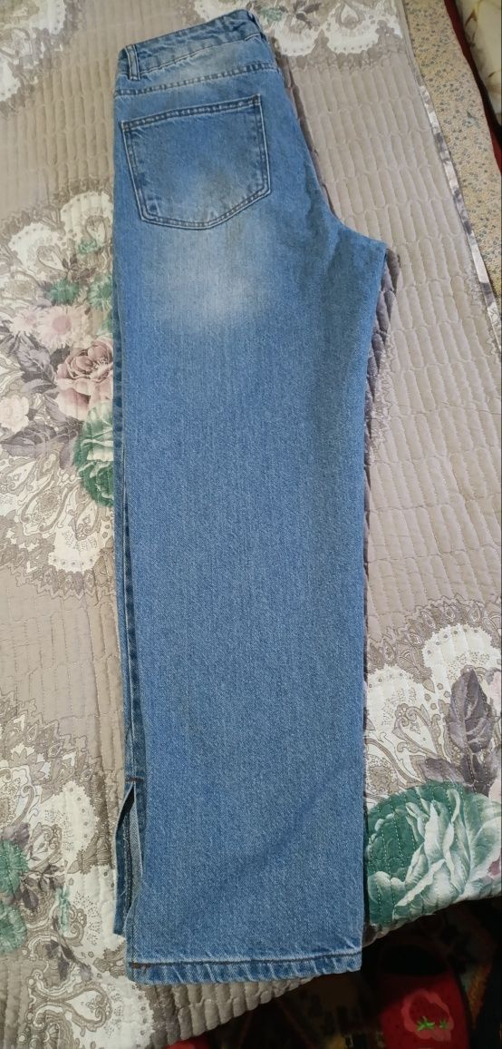 Продам новые джинсы