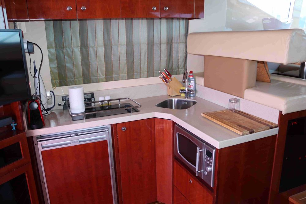 Yacht Majesty 44 – 2009 – De vânzare