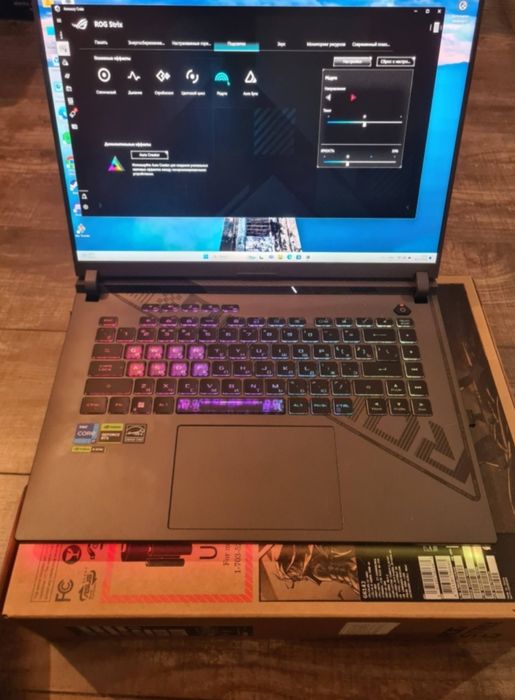 Мощный игроой ноутбук ASUS ROG Strix G16 / i7-13650HX / RTX 4060 / 32
