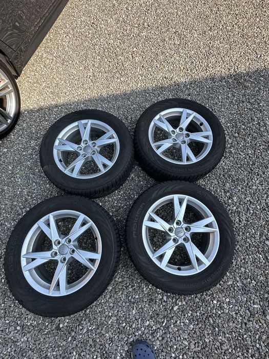Jante originale audi A4 B9 R17 cu anvelope de iarna