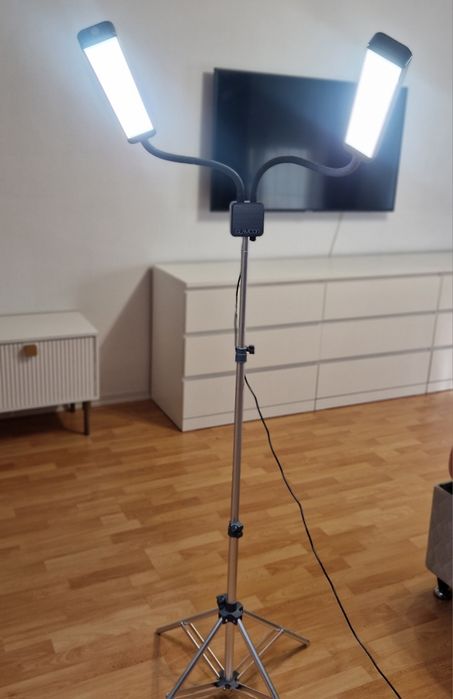 Lampa profesionala make-up, foto -NOU