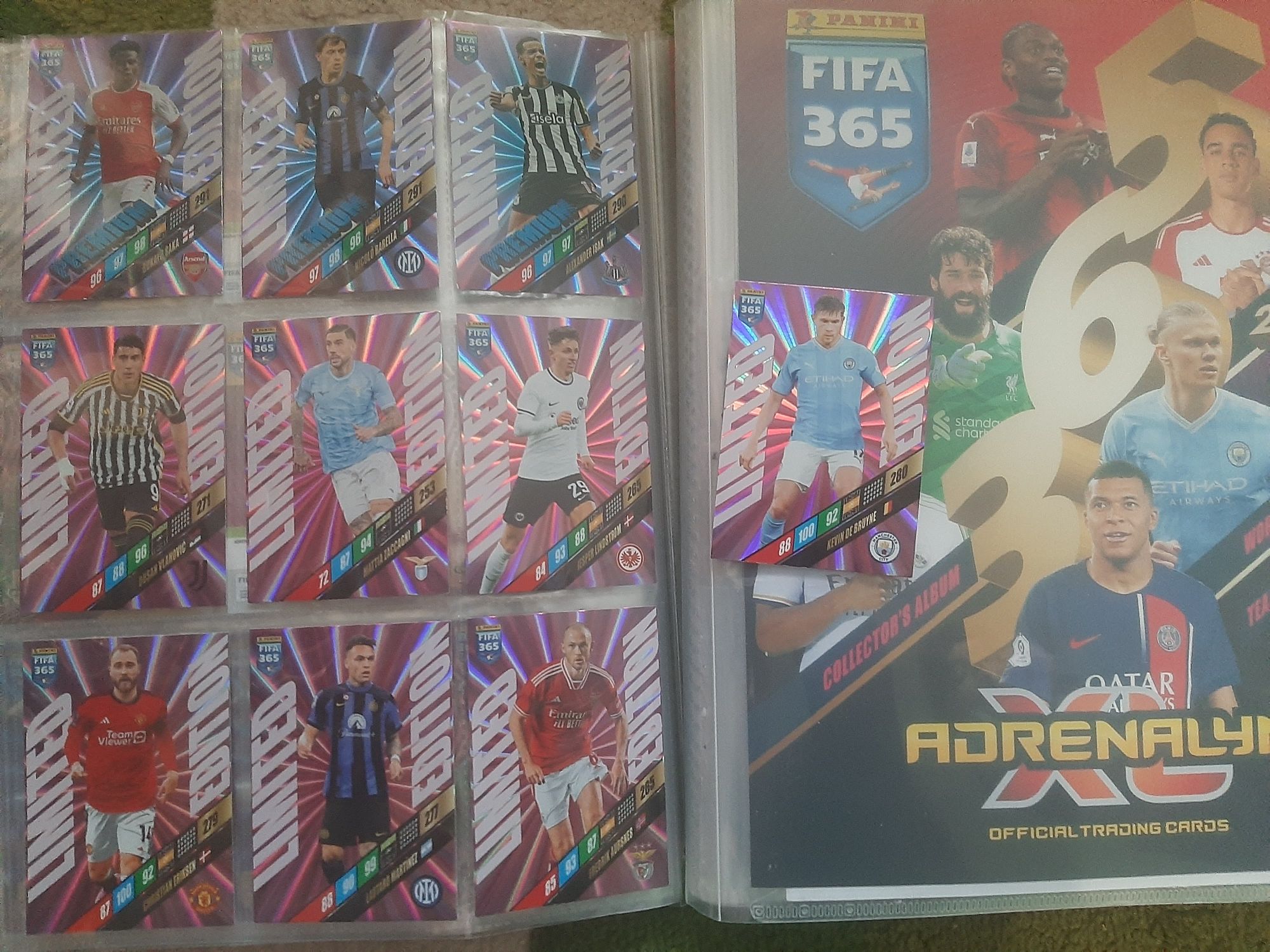 Panini FIFA 365 Adrenalyn XL 2024