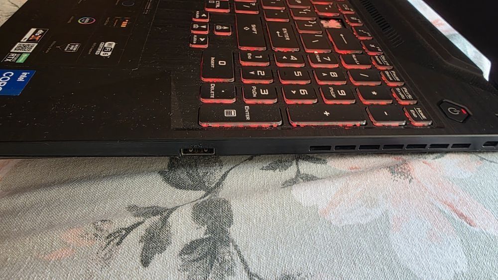 Геймърски лаптоп - Asus TUF Gaming F15
