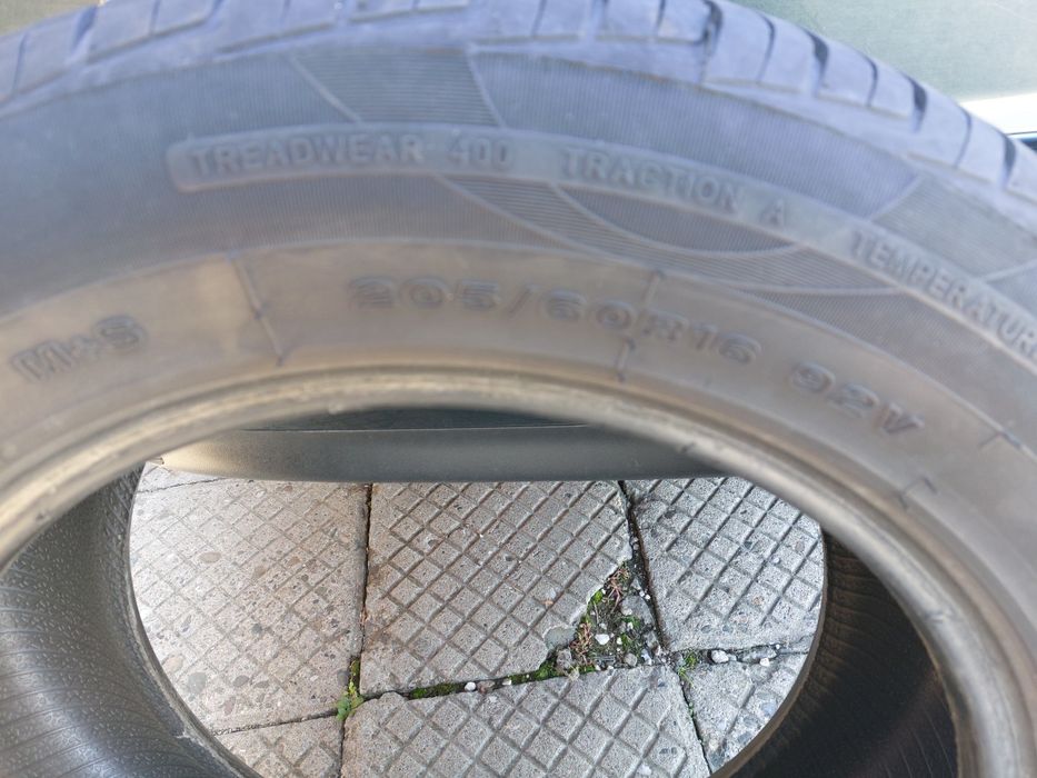 Гуми летни 16" 205 60 16 ДОТ22